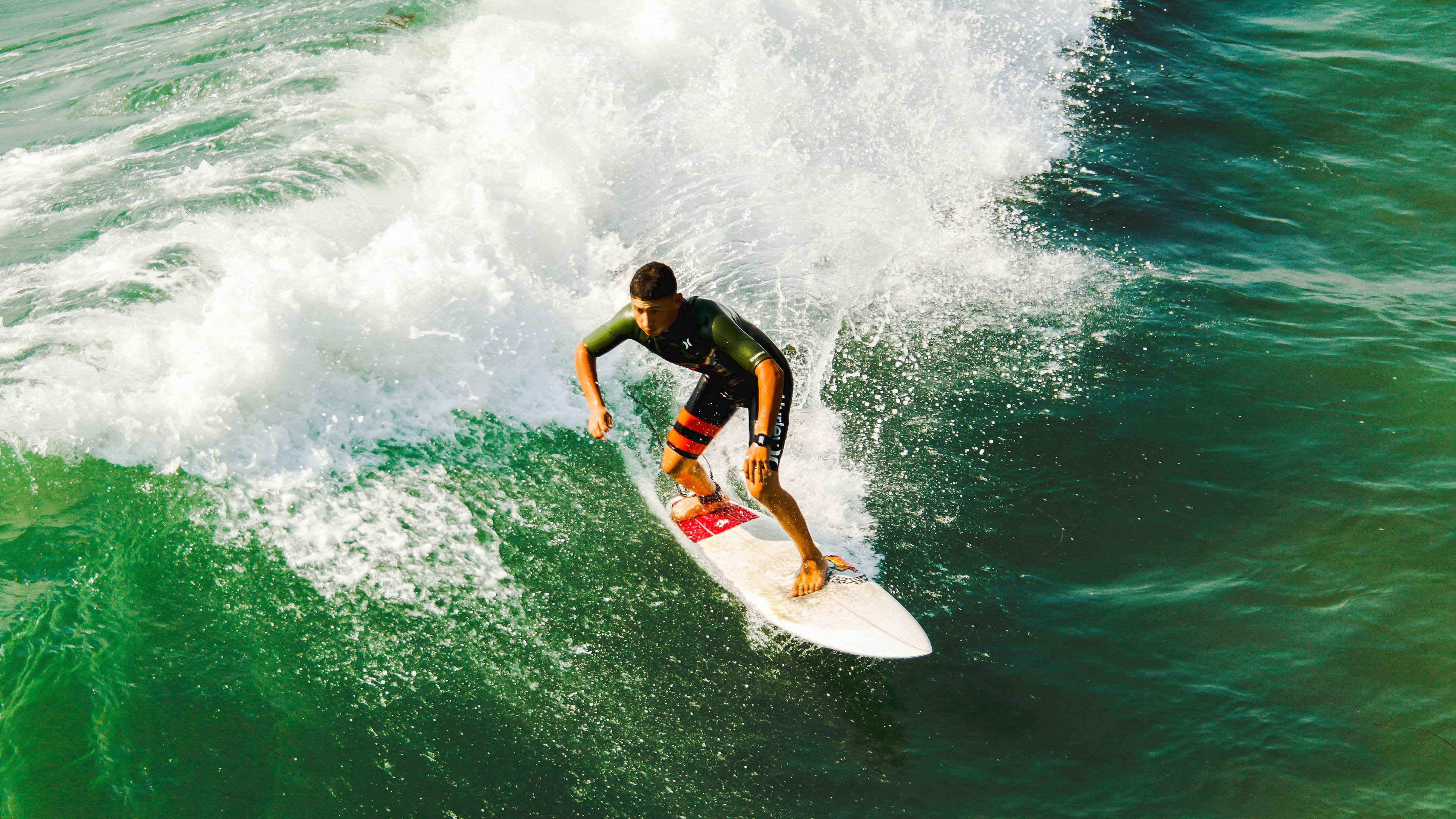_勇士开启火热三分雨，势不可挡_，勇士热火全场回放中文
