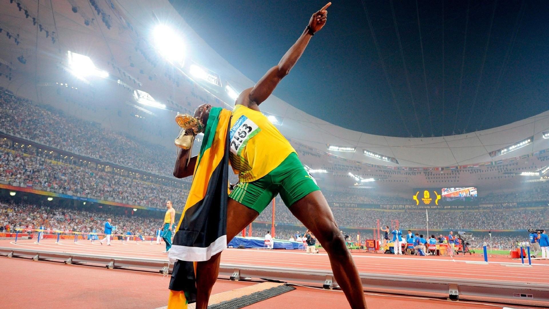 尤文严密防守配合反击，成功遏制对手攻势，尤文战术